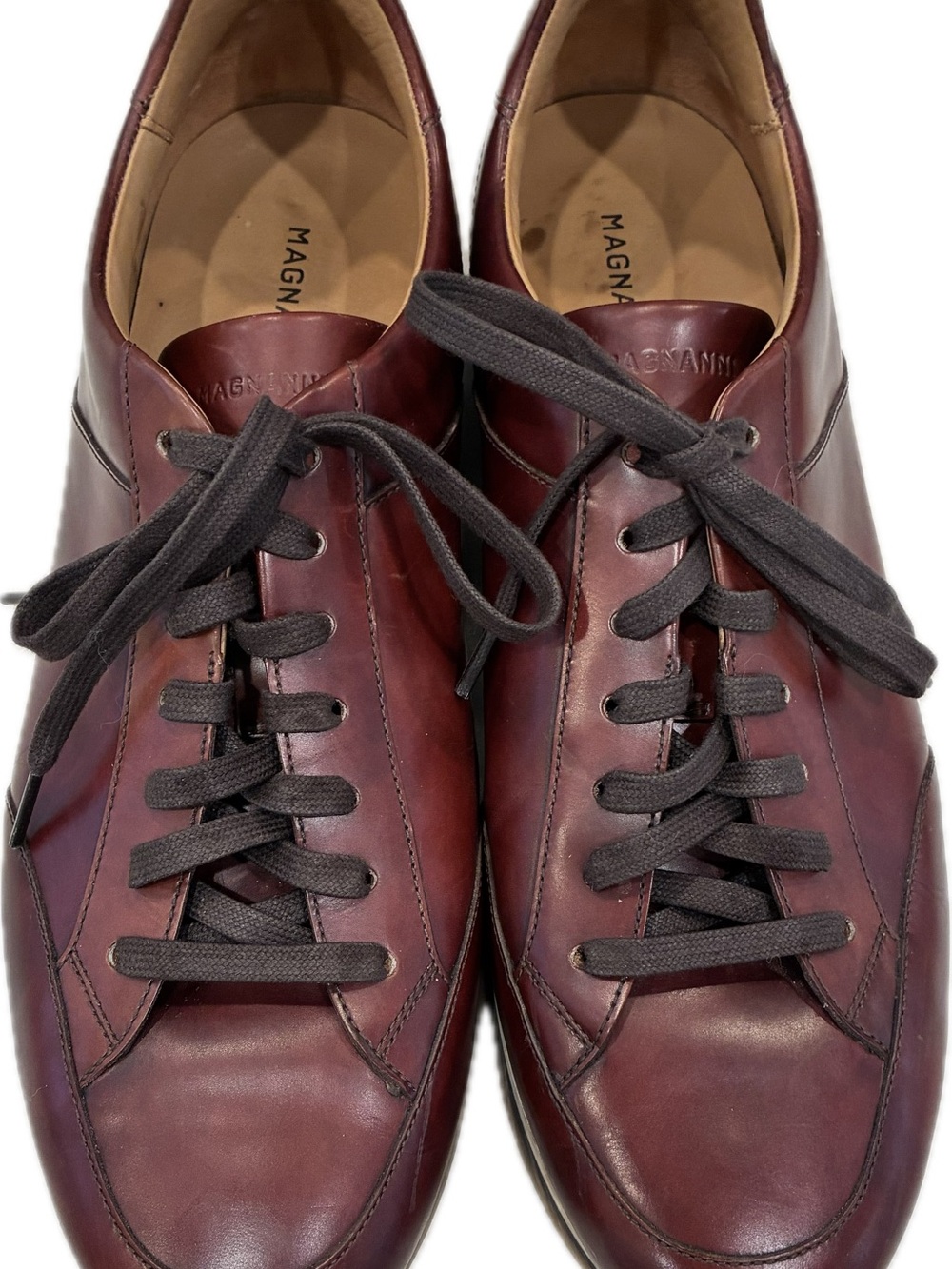 Magnanni Burgundy Leather Lace-Up Oxfords with Dark Gray Laces